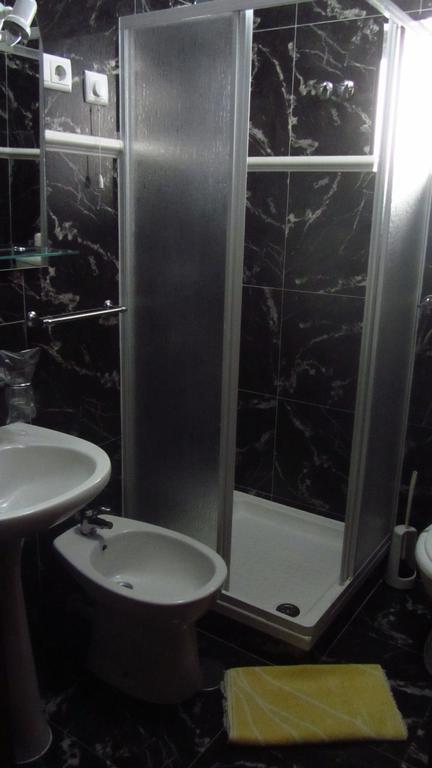 Residencial Martinho Hotel Lousa  Bagian luar foto